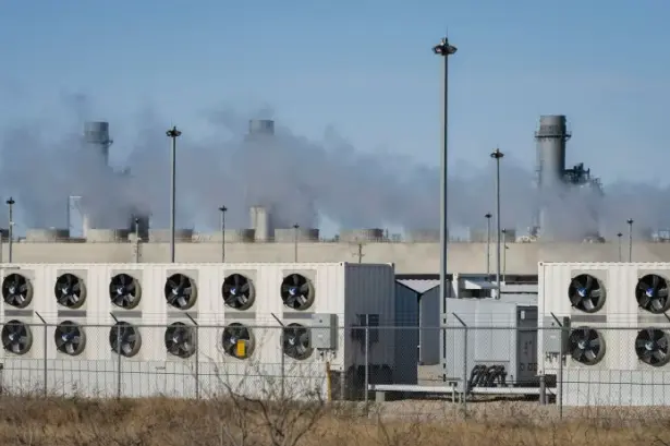 Акции майнинговых компаний готовятся завершить 2025 год в плюсе — кто рулит ралли и почему это не так просто, как кажется