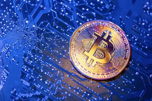 Хешрейт биткоина снова обвалился до минимумов 2025 года