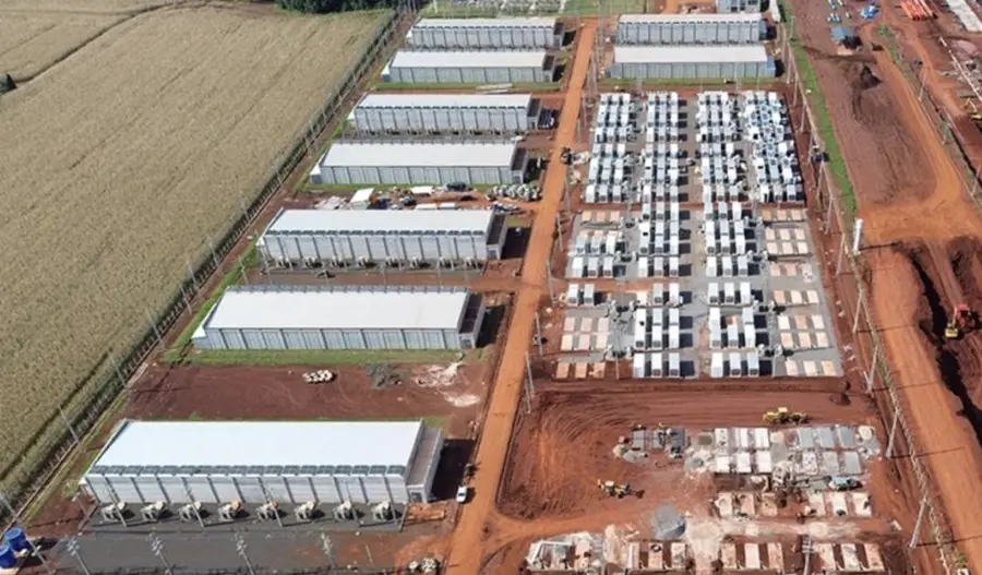 Мощность взлетела на 290%: HIVE Digital нарастила хешрейт и добыла 297 BTC за месяц