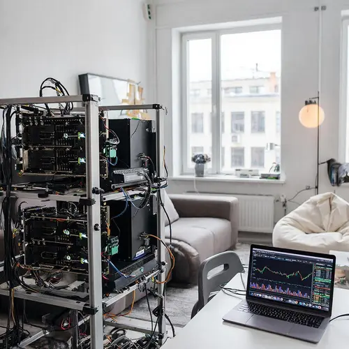 «Хотел как лучше, а получил перегрев и шум»: история одной видеокарты, которая не простила вмешательства