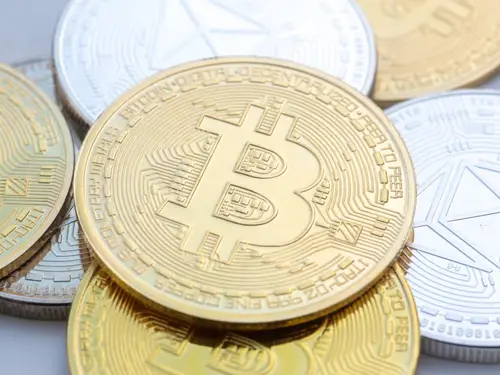 3222 гигалитра в год: Биткоин потребляет столько же воды, сколько вся Швейцария