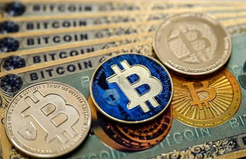 Биткоин завершает худший месяц с июня 2022 года и эксперты не исключают падения до $40 000